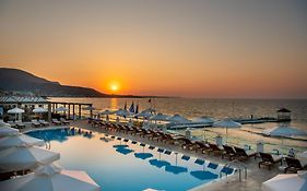 Alexander Beach Hotel & Village